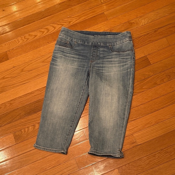 Chico's Denim - Chico's Light Blue Cropped Jeans